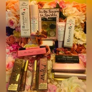 Too Faced 8- Item Makeup Bundle Cosmetic Lot
